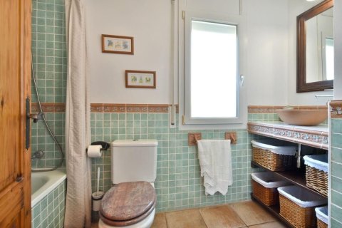 3 bedrooms house for sale in Pineda de Mar, Barcelona, Catalonia, Spain № 2670 - photo 20