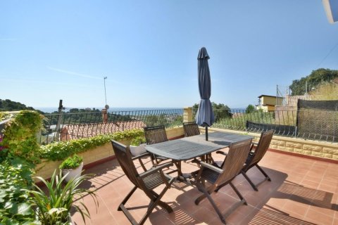 3 bedrooms house for sale in Pineda de Mar, Barcelona, Catalonia, Spain № 2670 - photo 30