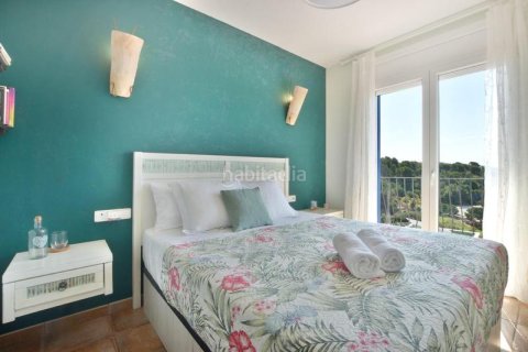 Сasa de 3 dormitorios en venta en Pineda de Mar, Barcelona, Cataluña, Spain № 2669 - foto 24