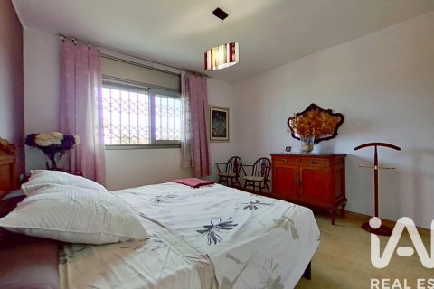 4 bedrooms apartment for sale in El Vendrell, Tarragona, Catalonia, Spain № 4742 - photo 13