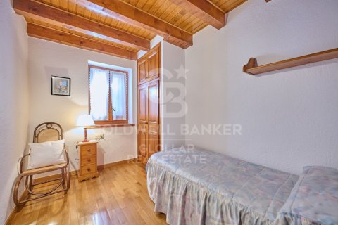 Сasa de 5 dormitorios en venta en Bellver de Cerdanya, Lérida, Cataluña, Spain № 7708 - foto 17