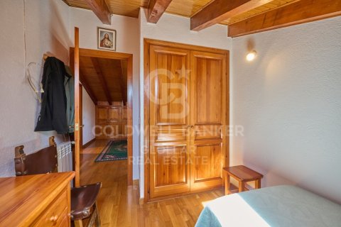 Сasa de 5 dormitorios en venta en Bellver de Cerdanya, Lérida, Cataluña, Spain № 7708 - foto 6