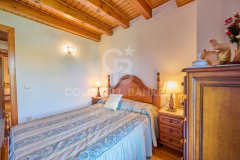 Сasa de 5 dormitorios en venta en Bellver de Cerdanya, Lérida, Cataluña, Spain № 7708 - foto 24