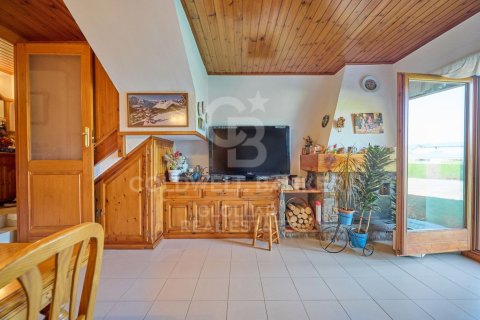 Сasa de 5 dormitorios en venta en Bellver de Cerdanya, Lérida, Cataluña, Spain № 7708 - foto 9