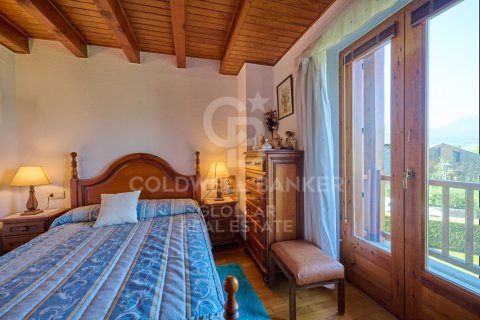 Сasa de 5 dormitorios en venta en Bellver de Cerdanya, Lérida, Cataluña, Spain № 7708 - foto 23
