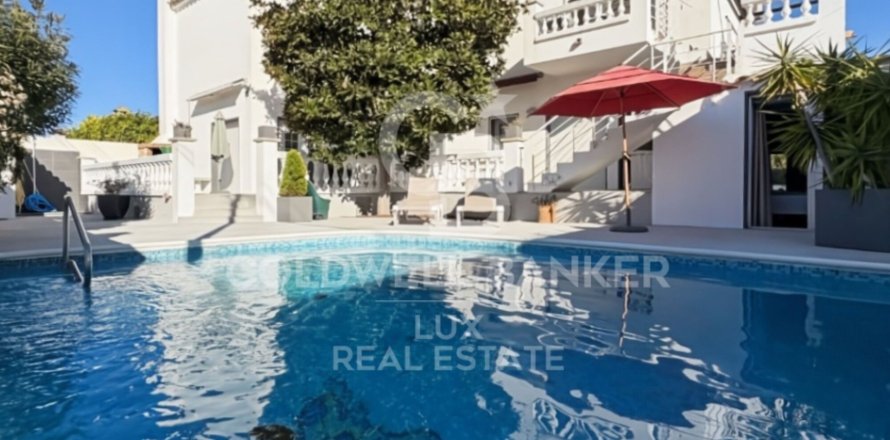 6 chambres house à vendre à Empuriabrava, Girona, Catalonia, Spain № 7705