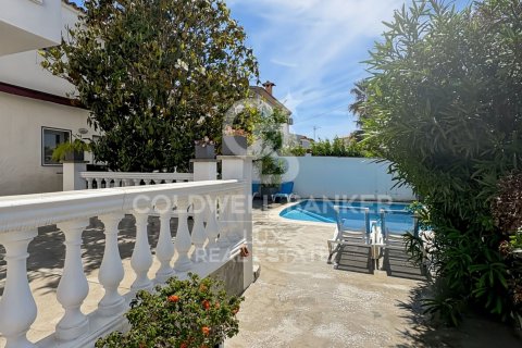 6 chambres house à vendre à Empuriabrava, Girona, Catalonia, Spain № 7705 - photo 8