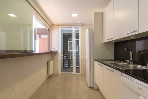 Купить квартиру в Сан-Жуст-Десверн, Испания с 3 спальни, 137м², № 4038 - фото 15
