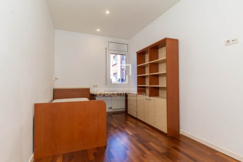 Купить квартиру в Сан-Жуст-Десверн, Испания с 3 спальни, 137м², № 4038 - фото 27