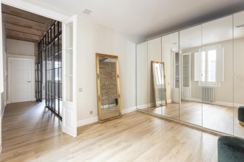 2 bedrooms apartment for sale in Barcelona, Catalonia, Spain № 1798 - photo 10