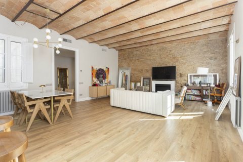 2 bedrooms apartment for sale in Barcelona, Catalonia, Spain № 1798 - photo 5