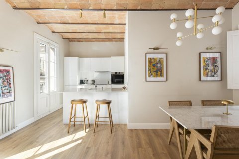 2 bedrooms apartment for sale in Barcelona, Catalonia, Spain № 1798 - photo 7