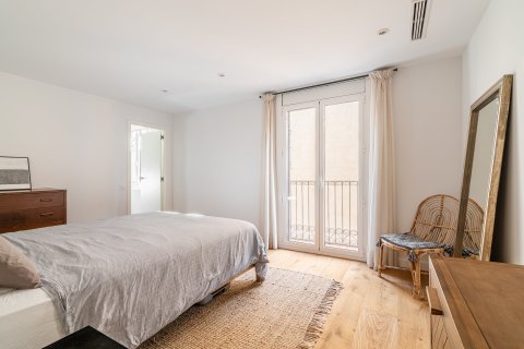 3 bedrooms apartment for sale in Barcelona, Catalonia, Spain № 1799 - photo 13