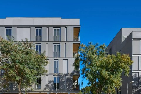 4 bedrooms apartment for sale in Barcelona, Catalonia, Spain № 1800