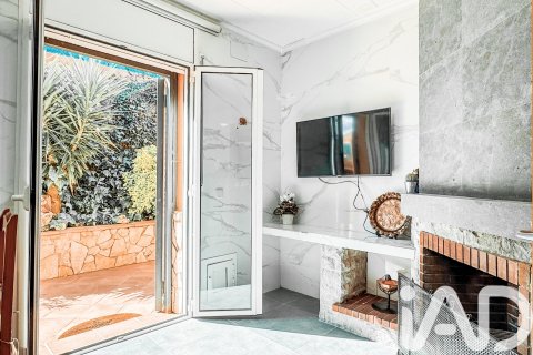 Сasa de 3 dormitorios en venta en Macanet De La Selva, Gerona, Cataluña, Spain № 7449 - foto 19