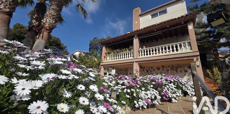 6 chambres house à vendre à Bellvei, Tarragona, Catalonia, Spain № 7447