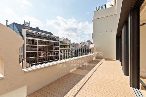 3 bedrooms penthouse for sale in Barcelona, Catalonia, Spain № 5762 - photo 2