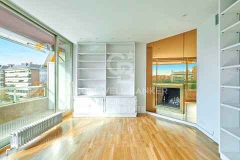 5 bedrooms apartment for rent in Barcelona, Catalonia, Spain № 6104 - photo 5