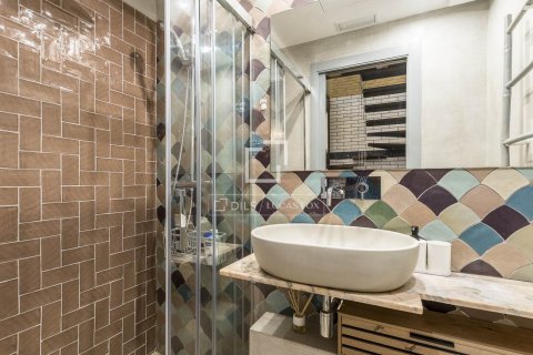 4 bedrooms apartment for sale in Barcelona, Catalonia, Spain № 6607 - photo 11