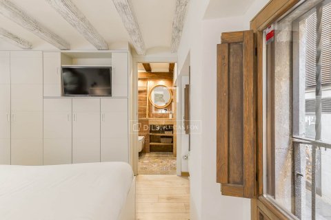 4 bedrooms apartment for sale in Barcelona, Catalonia, Spain № 6607 - photo 22