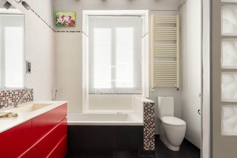 5 bedrooms apartment for sale in Barcelona, Catalonia, Spain № 6609 - photo 23