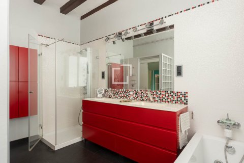 5 bedrooms apartment for sale in Barcelona, Catalonia, Spain № 6609 - photo 24