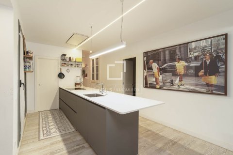 3 bedrooms apartment for sale in Barcelona, Catalonia, Spain № 3971 - photo 14