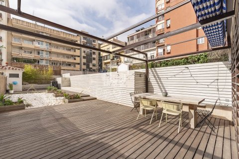 3 bedrooms apartment for sale in Barcelona, Catalonia, Spain № 3971 - photo 2