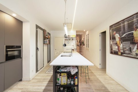 3 bedrooms apartment for sale in Barcelona, Catalonia, Spain № 3971 - photo 11