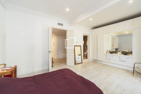 3 bedrooms apartment for sale in Barcelona, Catalonia, Spain № 3971 - photo 28