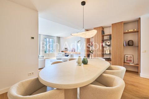 3 bedrooms apartment for sale in Barcelona, Catalonia, Spain № 2854 - photo 15