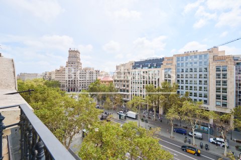3 bedrooms apartment for sale in Barcelona, Catalonia, Spain № 2854 - photo 7