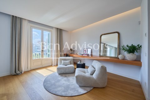 3 bedrooms apartment for sale in Barcelona, Catalonia, Spain № 2854 - photo 5