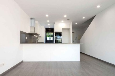 3 bedrooms apartment for sale in Can Draper Residencial Fase III L'Ametlla Del Valles, Barcelona, Catalonia, Spain № 3308 - photo 4