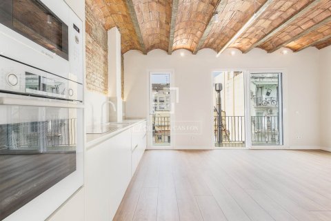 3 bedrooms apartment for sale in Barcelona, Catalonia, Spain № 4179 - photo 2