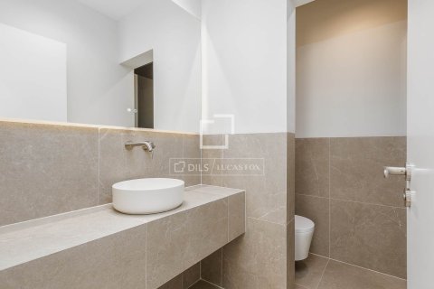 3 bedrooms apartment for sale in Barcelona, Catalonia, Spain № 4179 - photo 18