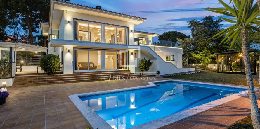 Villa de 6 dormitorios en venta en Alella, Barcelona, Cataluña, Spain № 8792