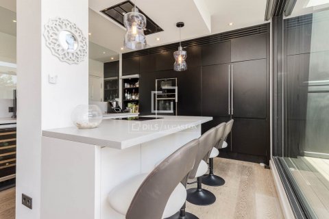 5 bedrooms penthouse for sale in Barcelona, Catalonia, Spain № 8793 - photo 9