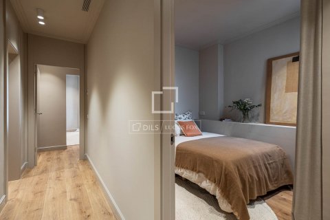 4 bedrooms apartment for sale in Barcelona, Catalonia, Spain № 8788 - photo 28