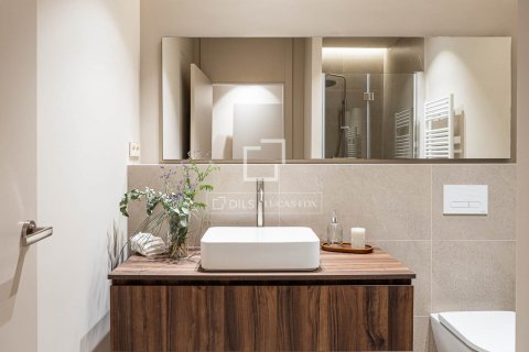 4 bedrooms apartment for sale in Barcelona, Catalonia, Spain № 8788 - photo 21