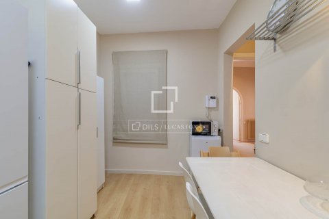 3 bedrooms apartment for sale in Barcelona, Catalonia, Spain № 8790 - photo 13