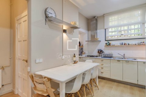 3 bedrooms apartment for sale in Barcelona, Catalonia, Spain № 8790 - photo 10