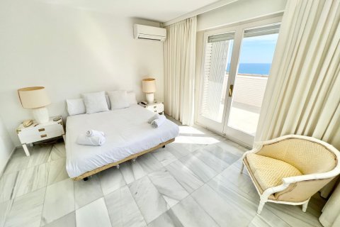 Купить дом в Кастельдефельс, Испания с 8 комнат, 723м², № 6571 - фото 18