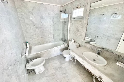 Купить дом в Кастельдефельс, Испания с 8 комнат, 723м², № 6571 - фото 27
