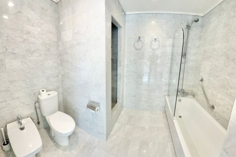 Купить дом в Кастельдефельс, Испания с 8 комнат, 723м², № 6571 - фото 26