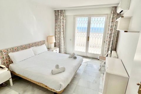 Купить дом в Кастельдефельс, Испания с 8 комнат, 723м², № 6571 - фото 21