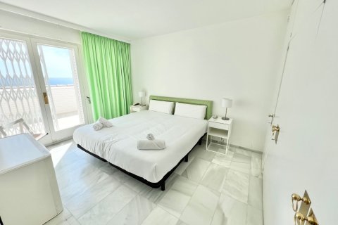 Купить дом в Кастельдефельс, Испания с 8 комнат, 723м², № 6571 - фото 19