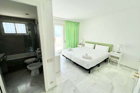 Купить дом в Кастельдефельс, Испания с 8 комнат, 723м², № 6571 - фото 20