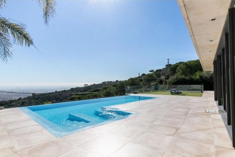 8 bedrooms house for sale in Castelldefels, Barcelona, Catalonia, Spain № 6570 - photo 6
