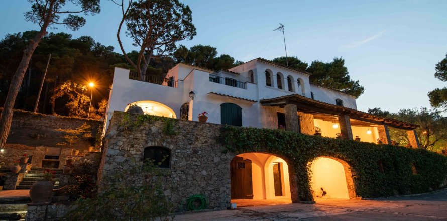 7 bedrooms house for sale in Tamariu, Girona, Catalonia, Spain № 1667